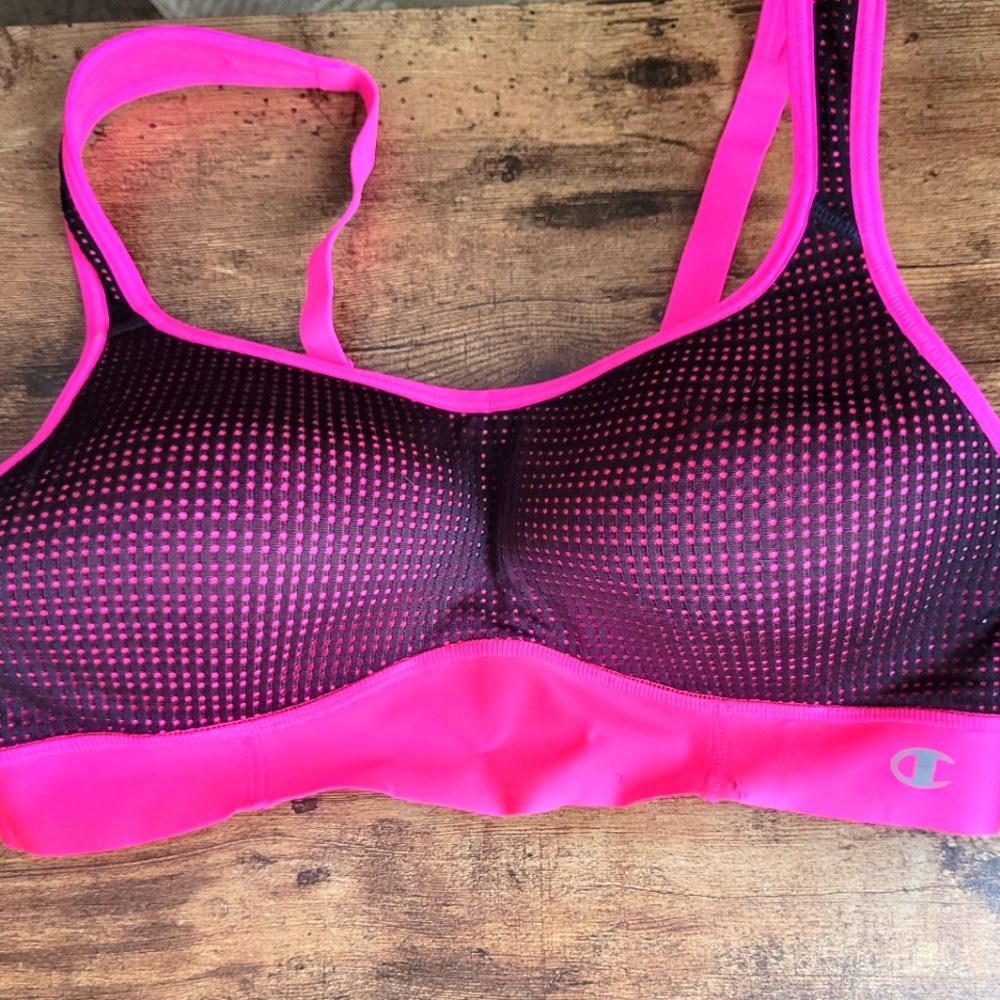 34C CHAMPION Sports Bra pink, not paded mild support adjustable bra straps.